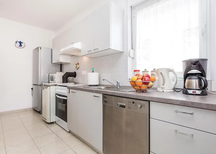 4 Bedroom Beautiful In Tatil Evi