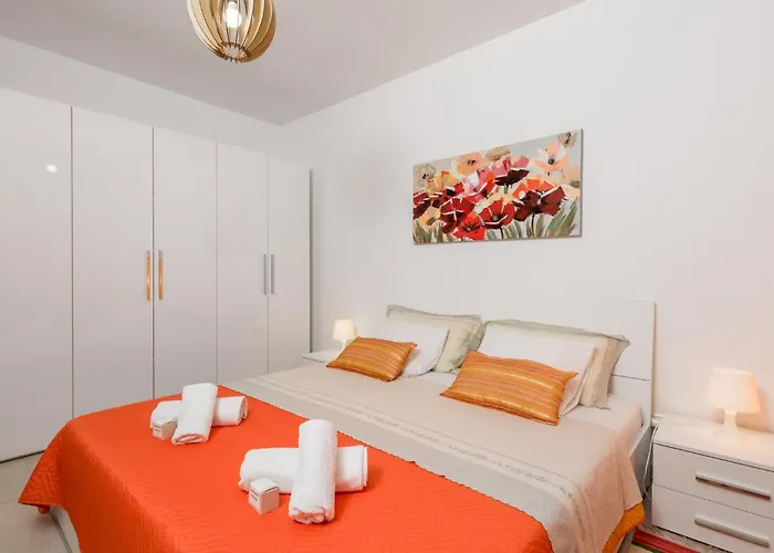 4 Bedroom Beautiful In Tatil Evi *