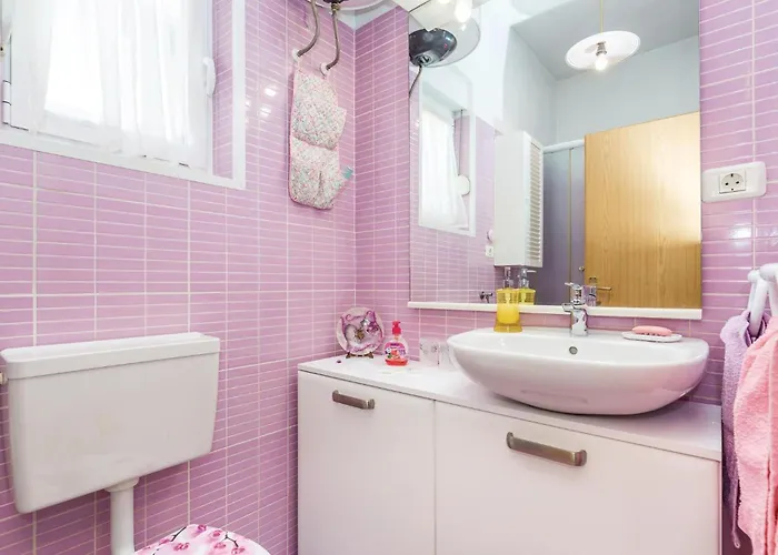 4 Bedroom Beautiful In Tatil Evi