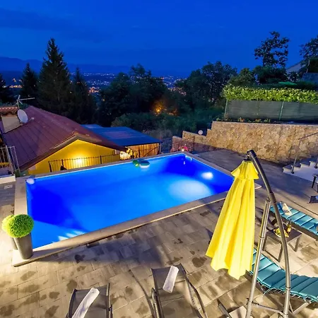 4 Bedroom Stunning In *