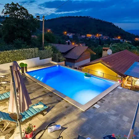 4 Bedroom Stunning In * Rukavac (Primorje-Gorski Kotar)