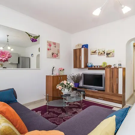 Tatil Evi 4 Bedroom Beautiful In Rukavac (Primorje-Gorski Kotar)