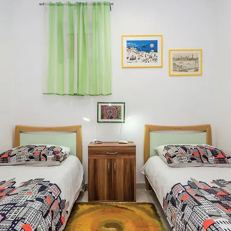 4 Bedroom Beautiful In