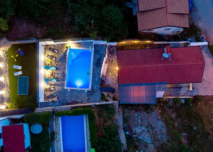 Prázdninový dům 4 Bedroom Beautiful In Rukavac (Primorje-Gorski Kotar)